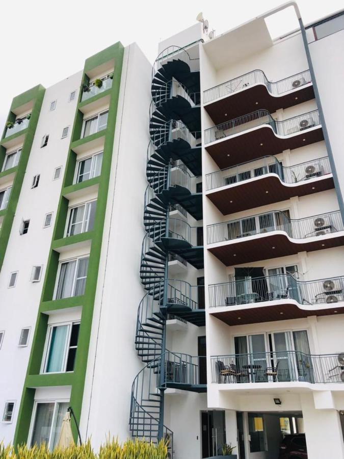 Premier Executive Apartment - The Ivy, East Legon 아크라 외부 사진